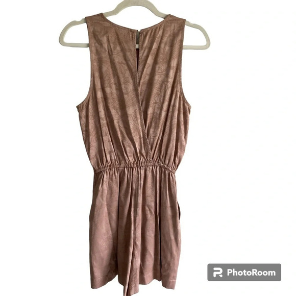 ARITZIA Wilfred Silk-look Blush Pink Rive Romper with Shorts Size S - Picture 4 of 14